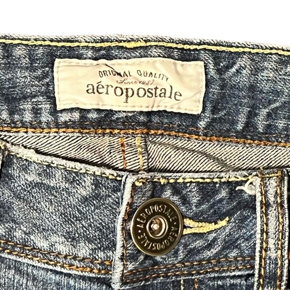 Aeropostale Jean Shorts Size 2 Womens Blue Distressed Cut Off Raw Hem - Picture 8 of 9